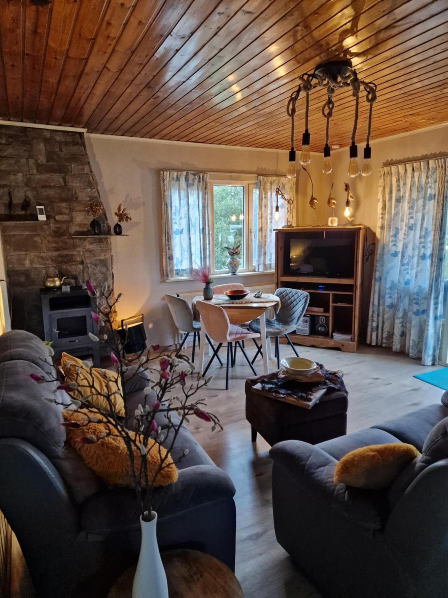 Bungalow Belle Vue - Camping International - Bomal - دربي المظهر الخارجي الصورة